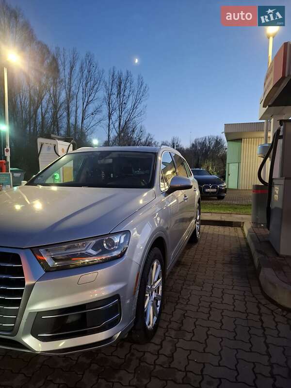 Audi Q7 2015