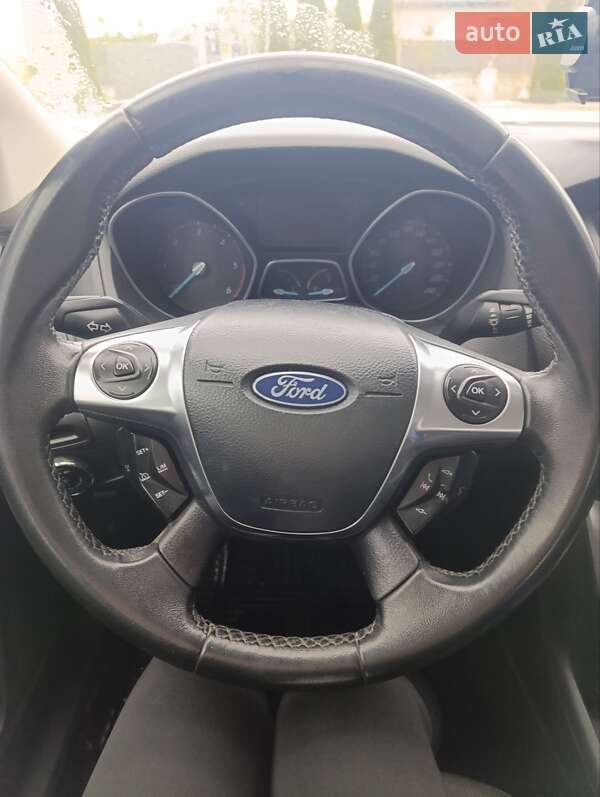 Ford Focus 2011