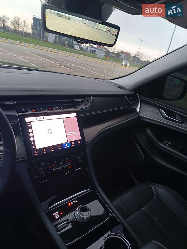 Jeep Grand Cherokee 2023