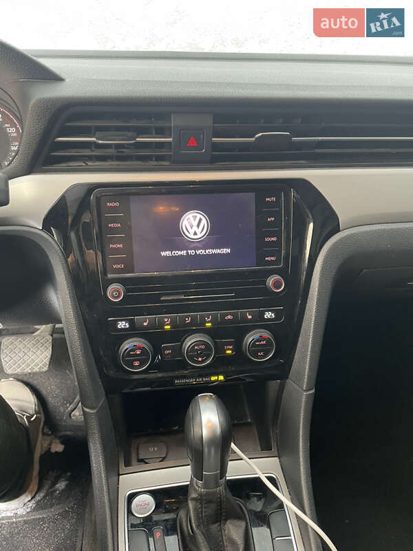 Volkswagen Passat 2020