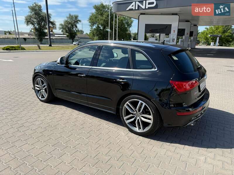 Audi-5