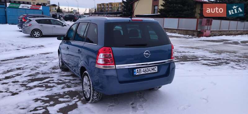 Opel Zafira 2008