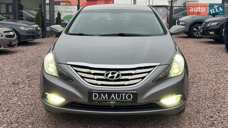 Hyundai-38