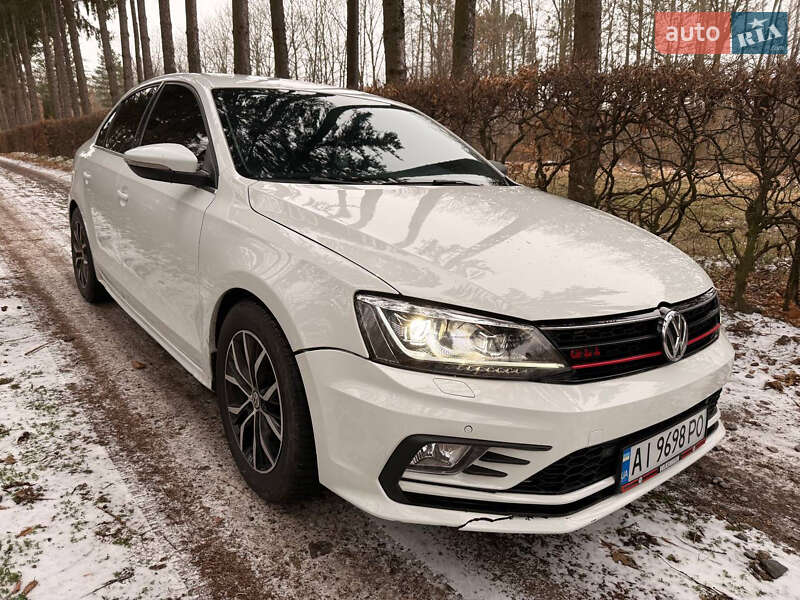 Volkswagen Jetta 2016