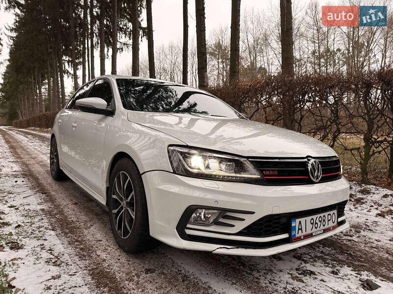 Volkswagen Jetta 2016