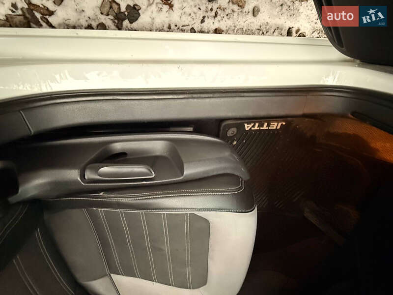 Volkswagen Jetta 2016