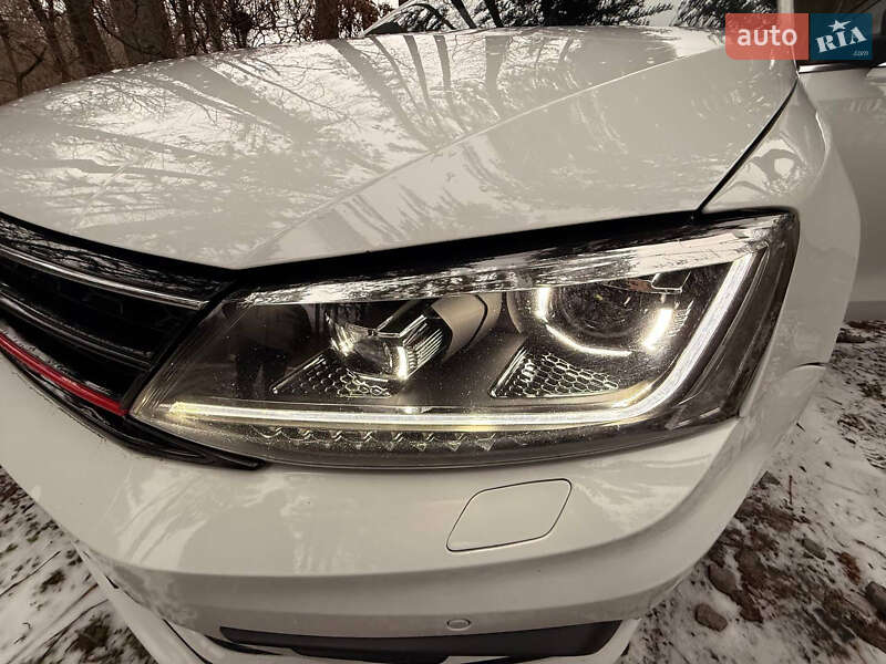 Volkswagen Jetta 2016