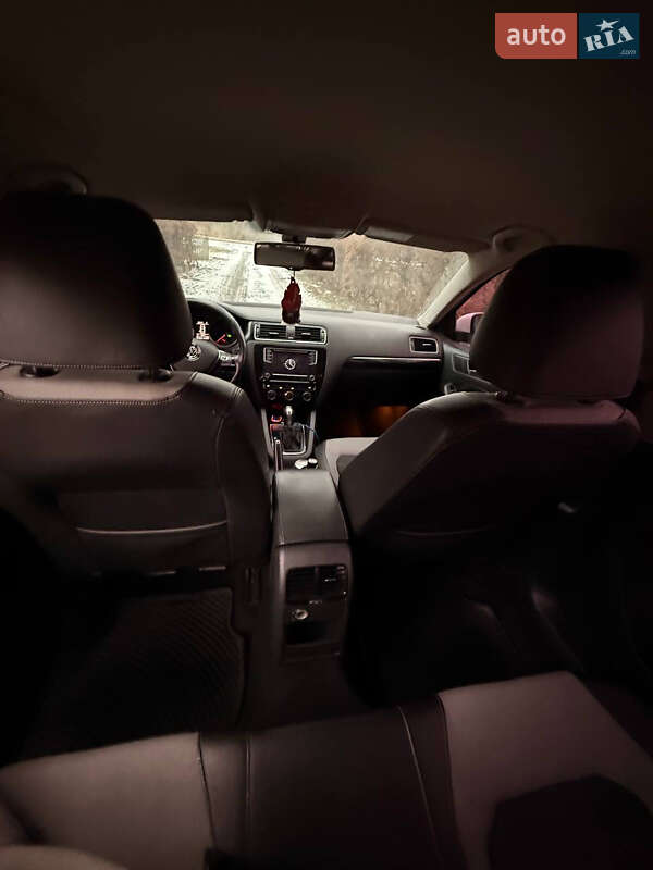 Volkswagen Jetta 2016