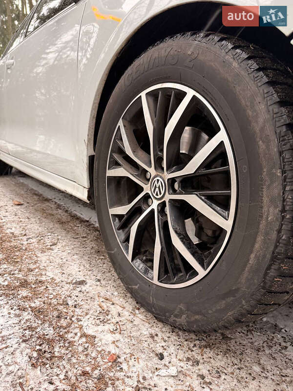 Volkswagen Jetta 2016