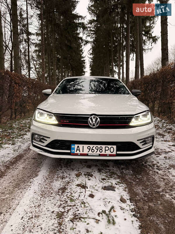 Volkswagen Jetta 2016