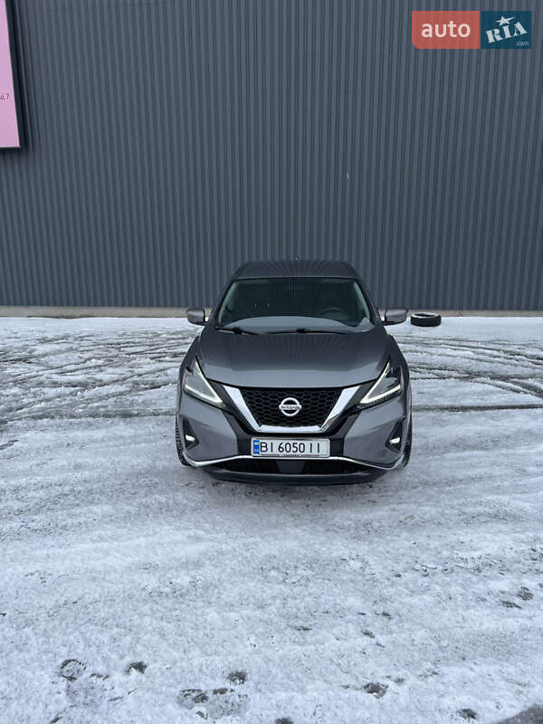 Nissan-12