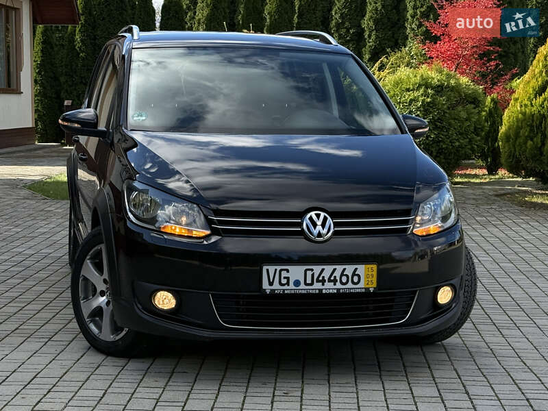 Volkswagen Touran 2011
