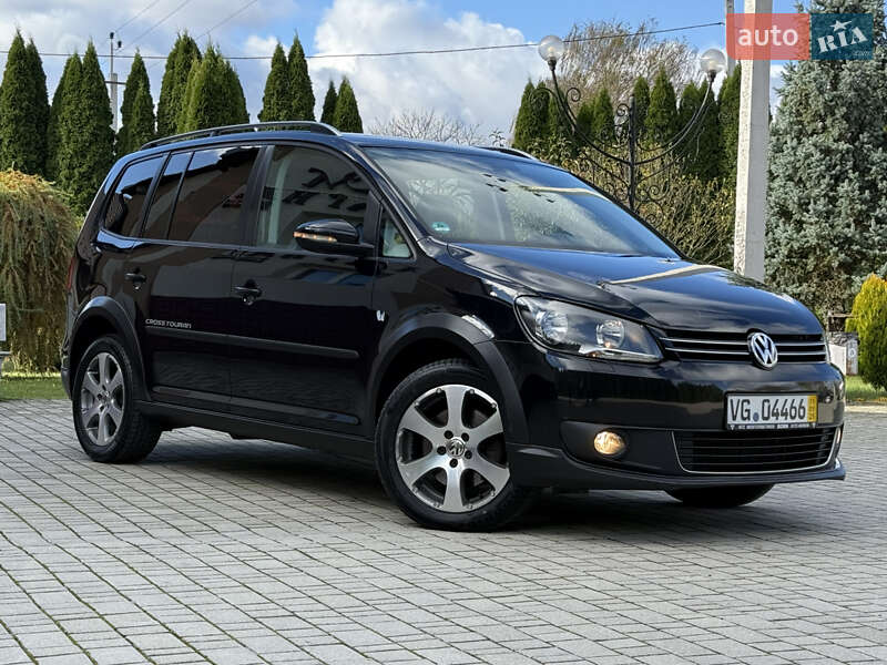 Volkswagen Touran 2011