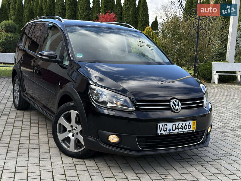 Volkswagen Touran 2011