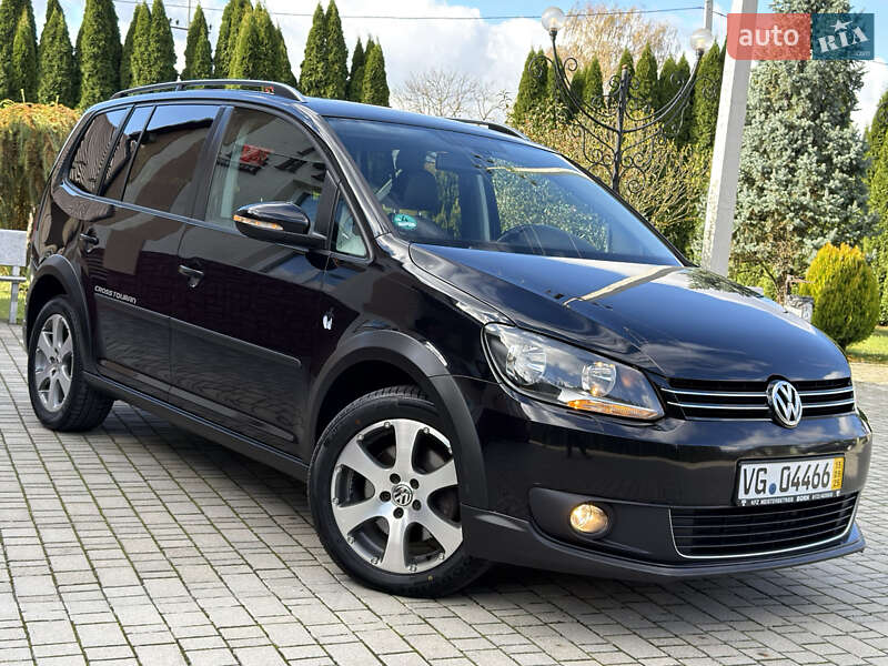 Volkswagen Touran 2011