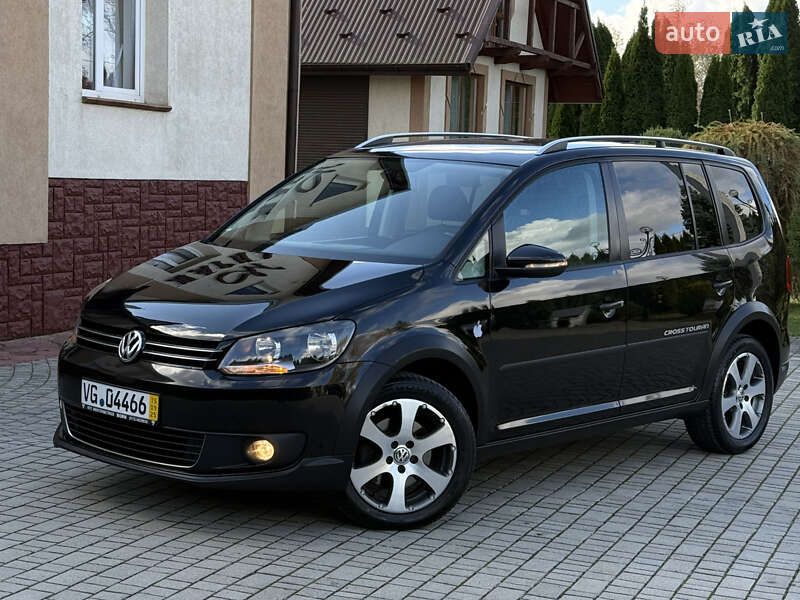 Volkswagen Touran 2011