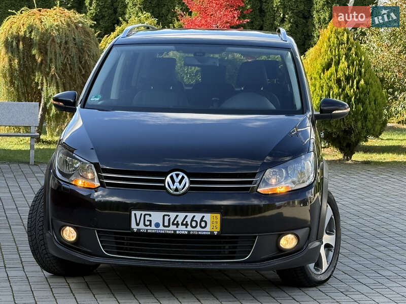 Volkswagen Touran 2011