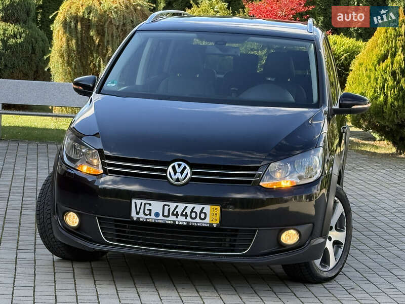 Volkswagen Touran 2011