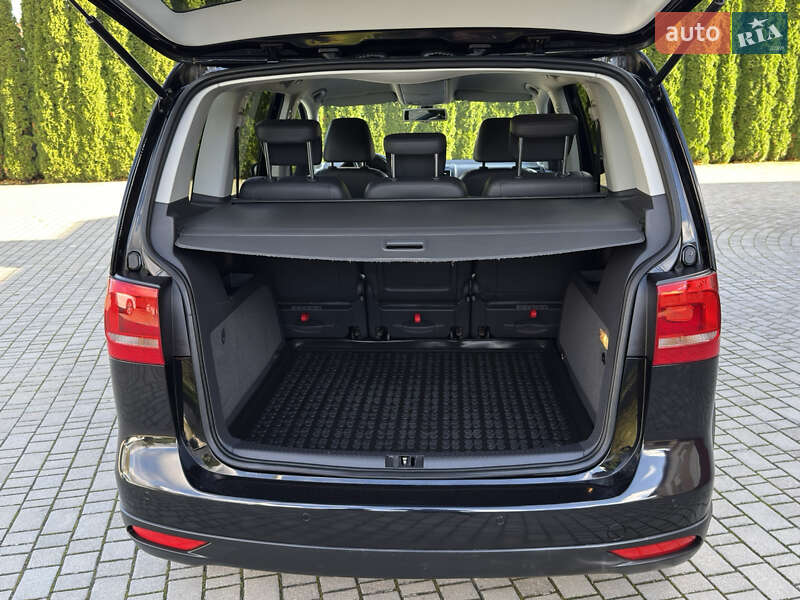 Volkswagen Touran 2011