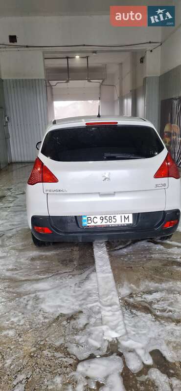 Peugeot 3008 2011