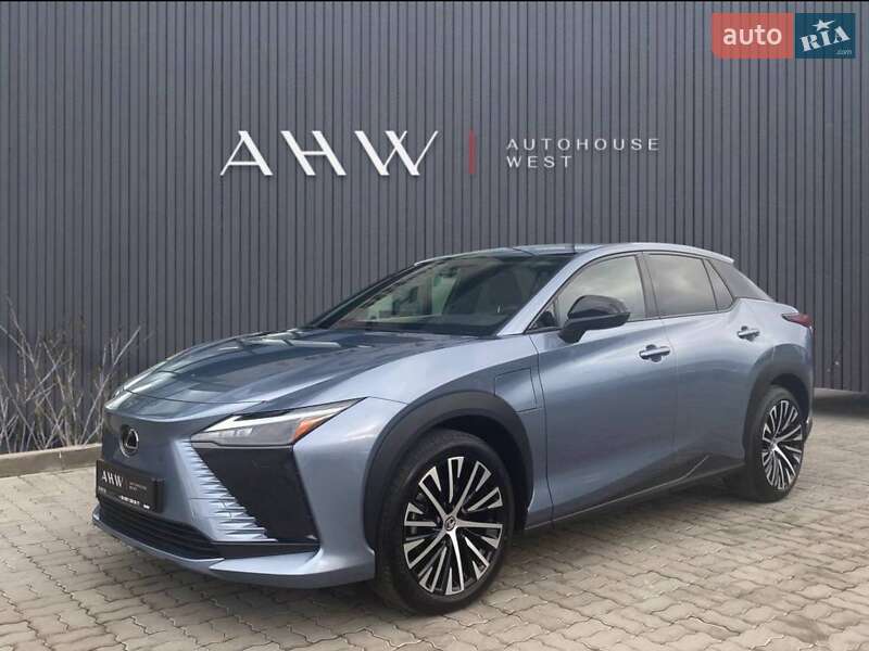 Lexus-19
