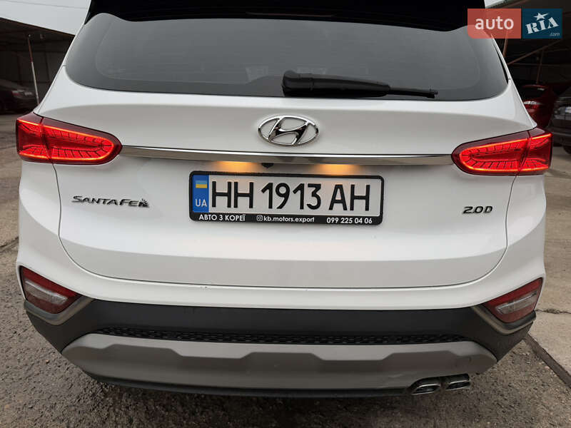 Hyundai-37