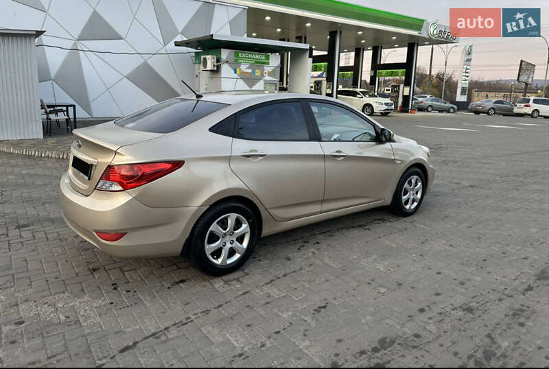 Hyundai-7