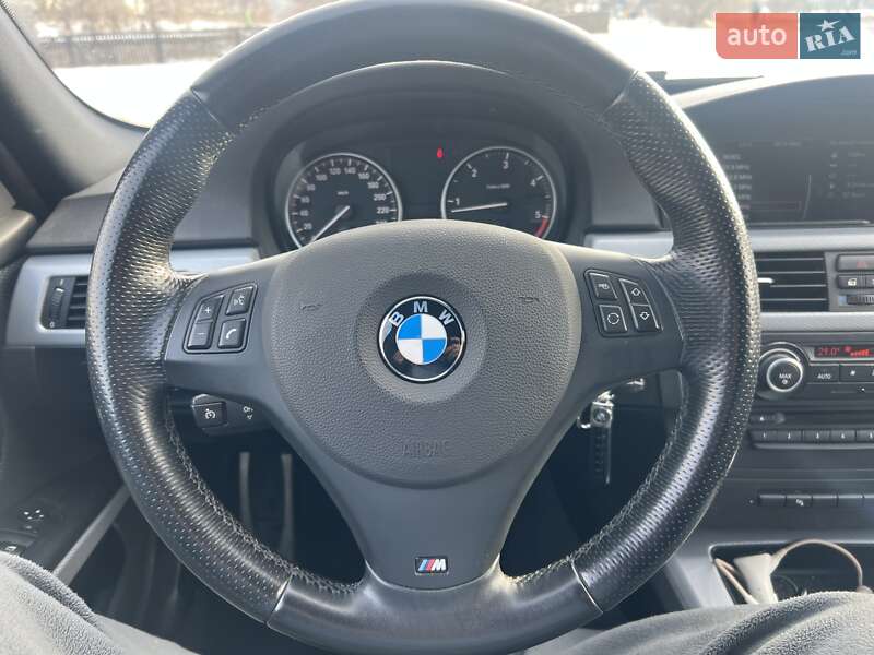 BMW 3 Series 2010