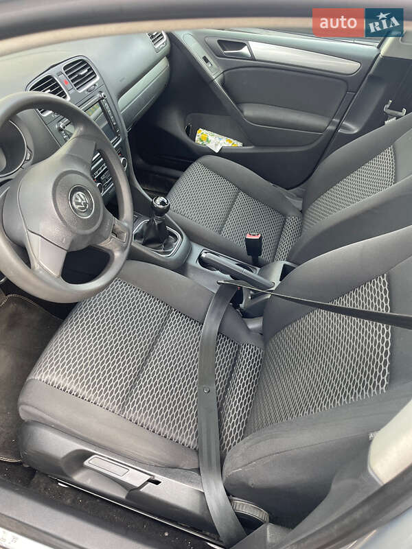 Volkswagen-0