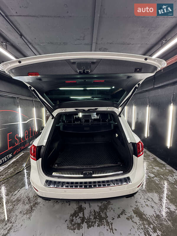 Volkswagen Touareg 2012