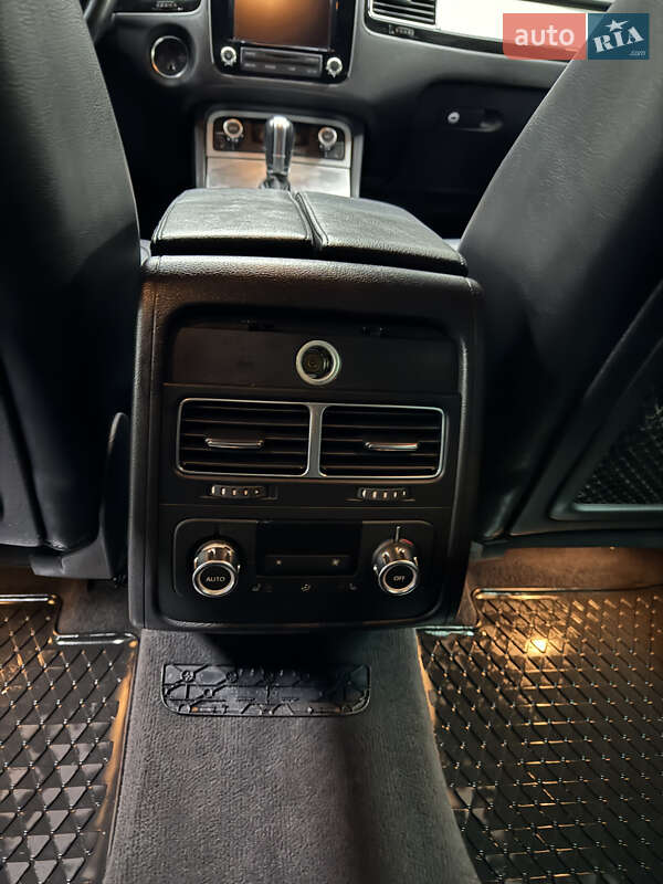 Volkswagen Touareg 2012