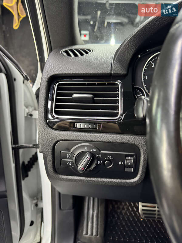 Volkswagen Touareg 2012