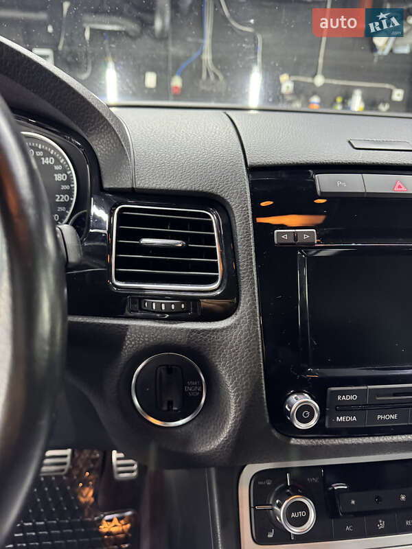 Volkswagen Touareg 2012