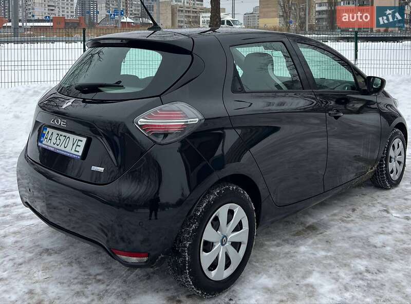 Renault-8