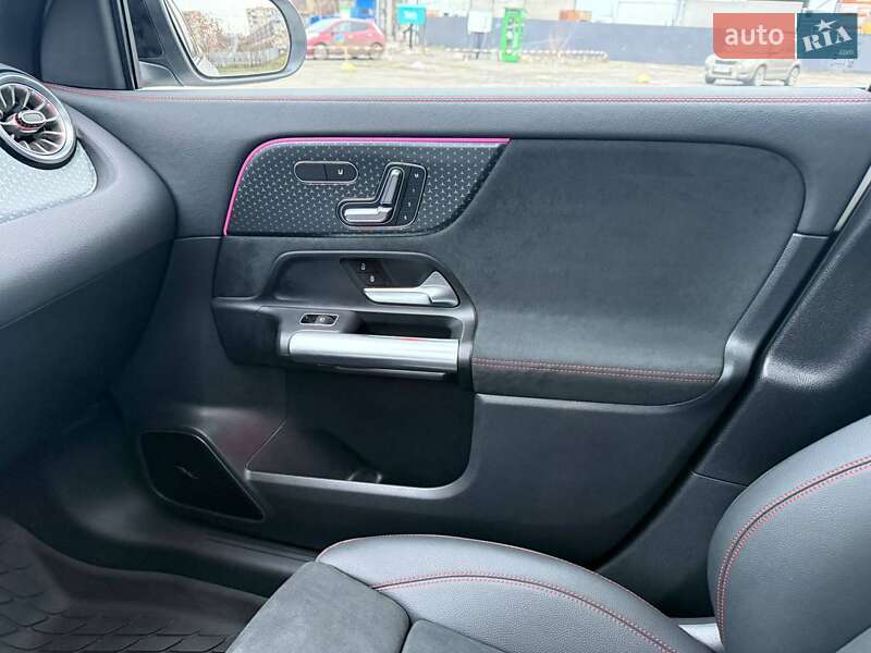 Mercedes-Benz GLA-Class 2024