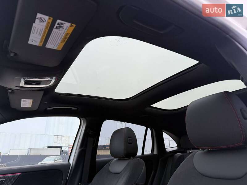 Mercedes-Benz GLA-Class 2024