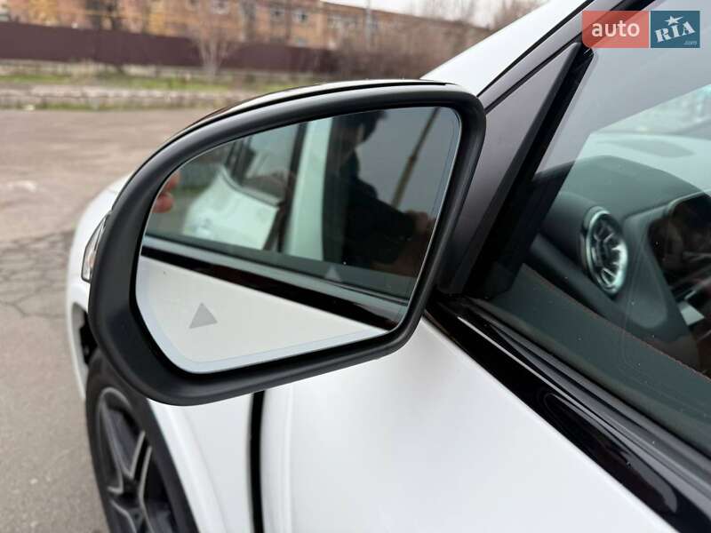 Mercedes-Benz GLA-Class 2024