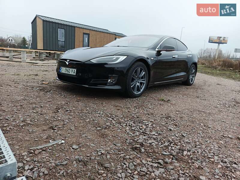 Tesla-8