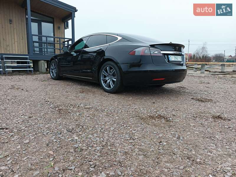 Tesla-11