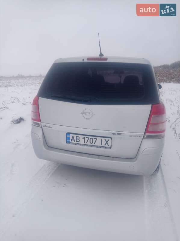 Opel Zafira 2008