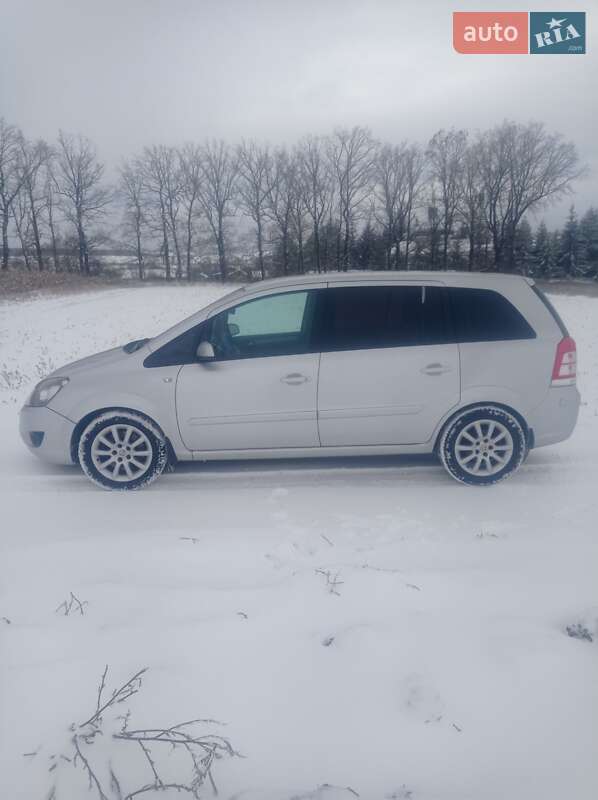 Opel Zafira 2008