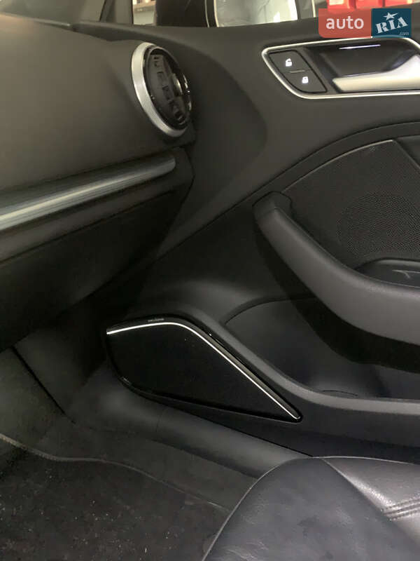 Audi-21