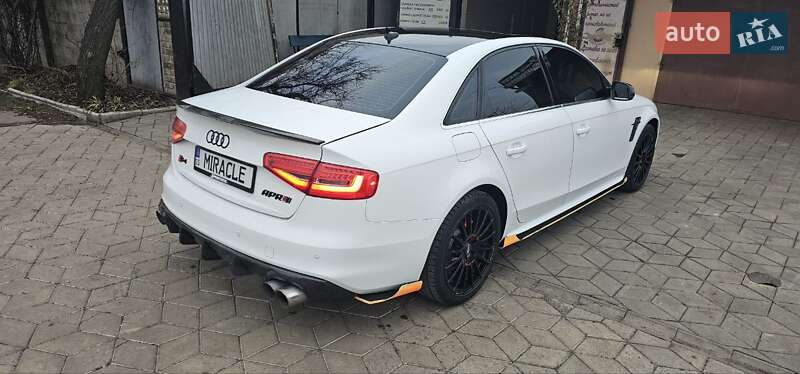 Audi A4 2015