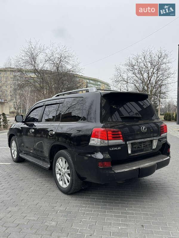 Lexus-8