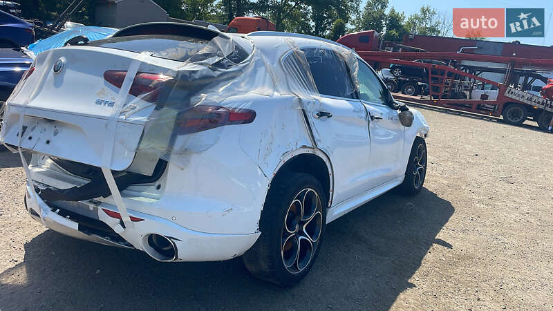 Alfa Romeo Stelvio 2020