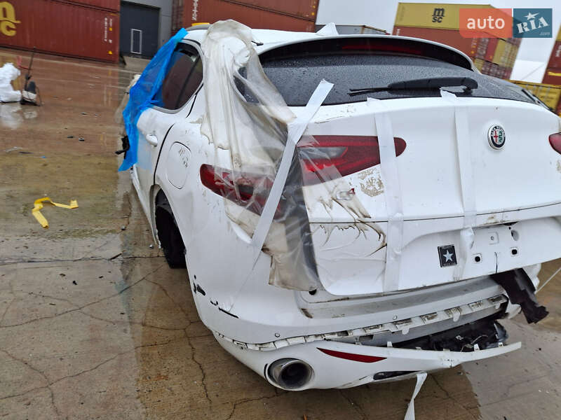 Alfa Romeo Stelvio 2020