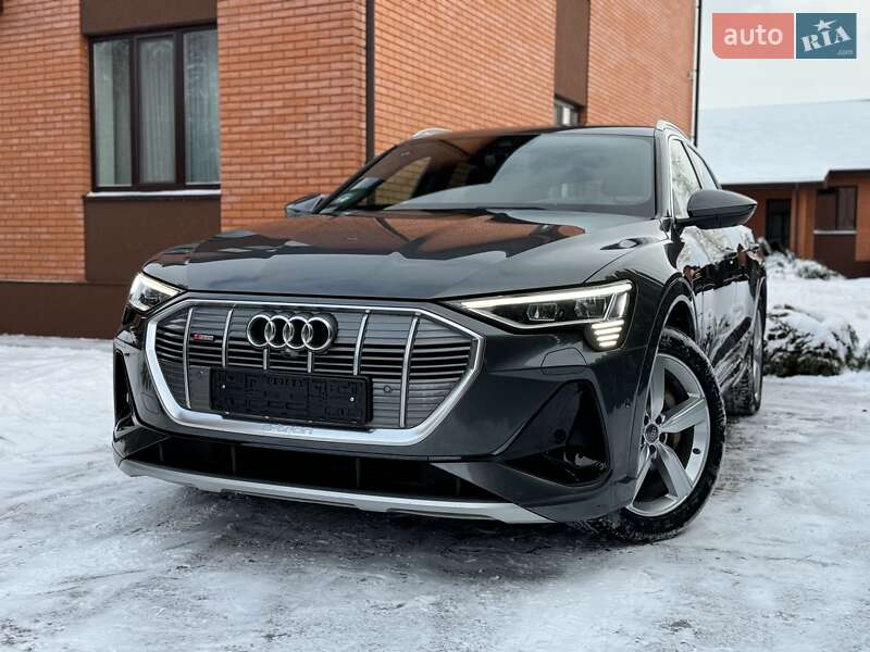Audi-58