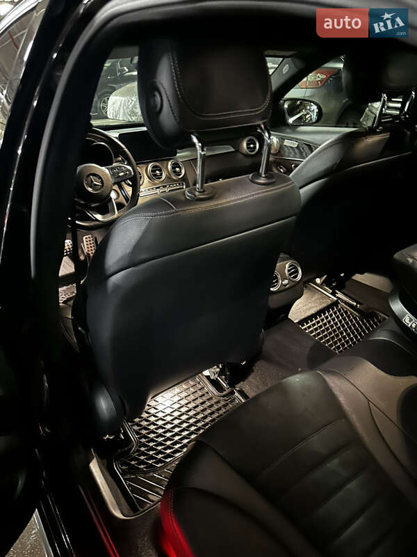 Mercedes-Benz-29
