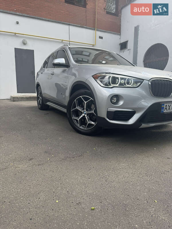 BMW-9