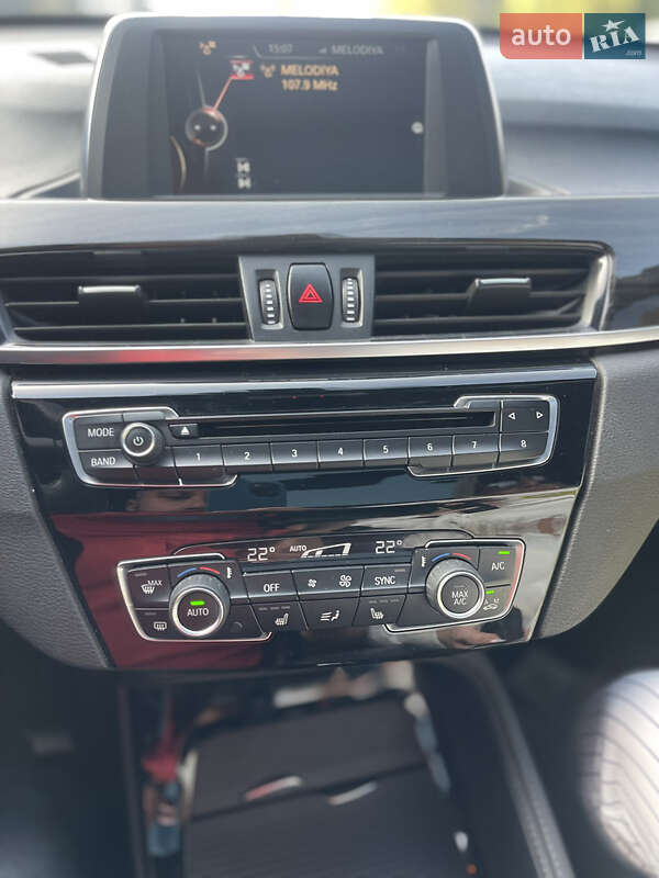 BMW-12